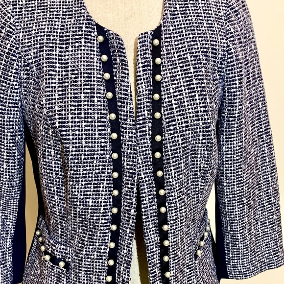 🔥NeW🔥 NWT White House Black Market Tweed & Faux Pearl Jacket - Sz 6 - Picture 14 of 16
